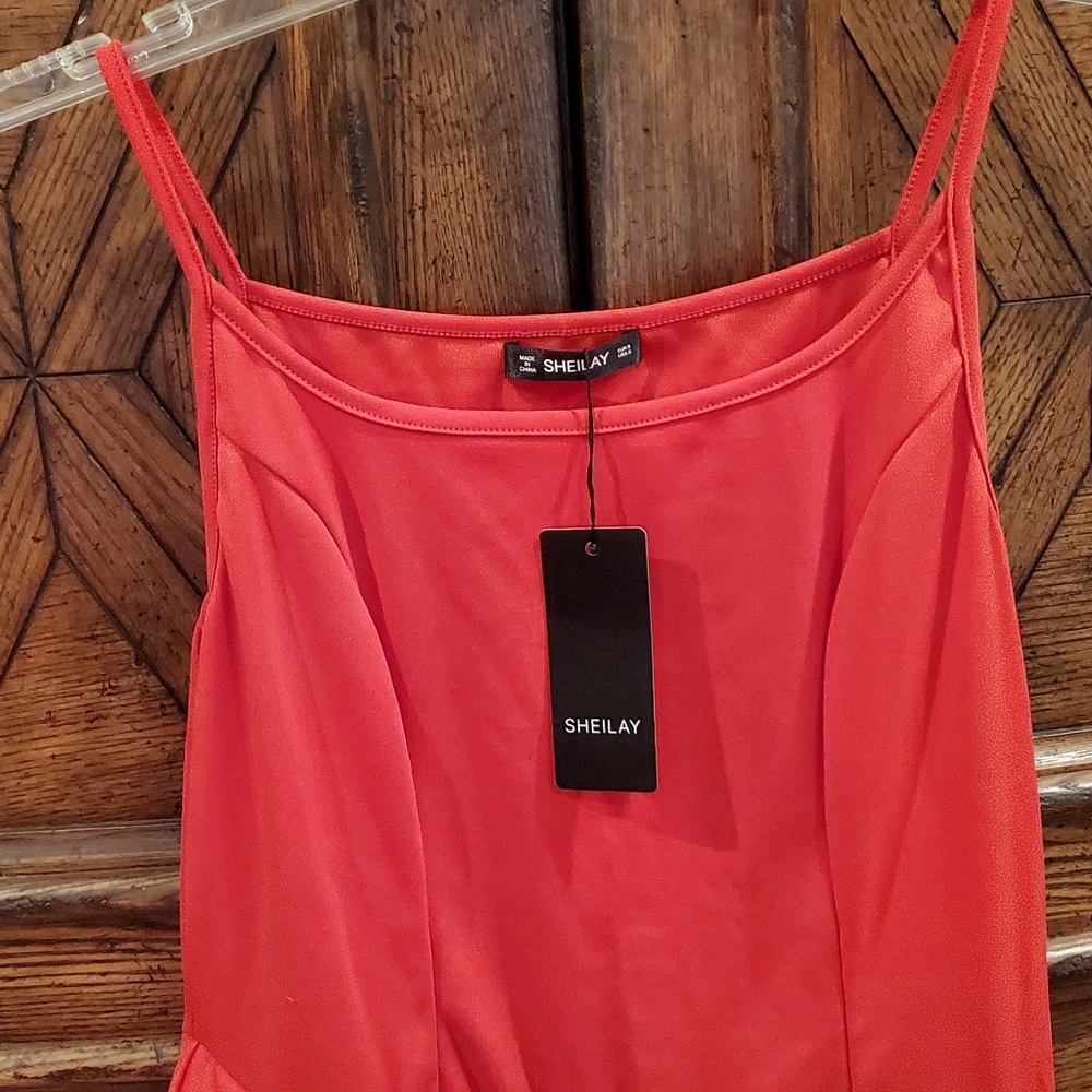 Cute Red Bodycon Dress with Ruffle Design ❤💃 - Picture 3 of 4